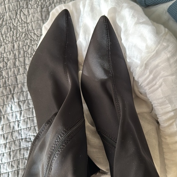 Zara Viral Over the knee Fabric Boot - Picture 7 of 8